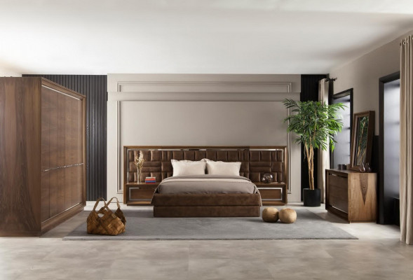 Luxusní skříň 277 cm se 6 dveřmi a velkým úložným prostorem