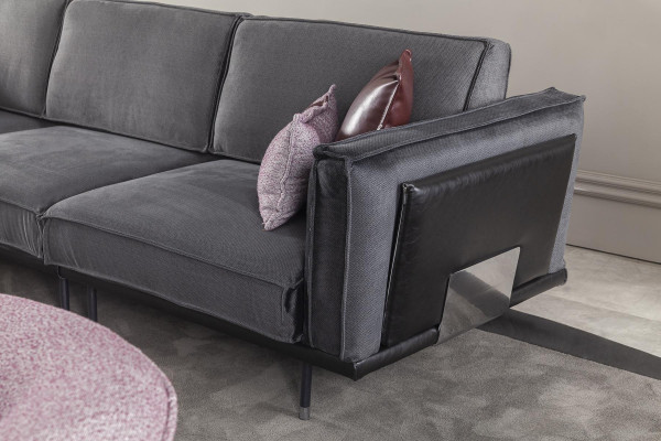 Möbel v italském stylu, šedá pohovka, polštáře, loft, 3 kusy