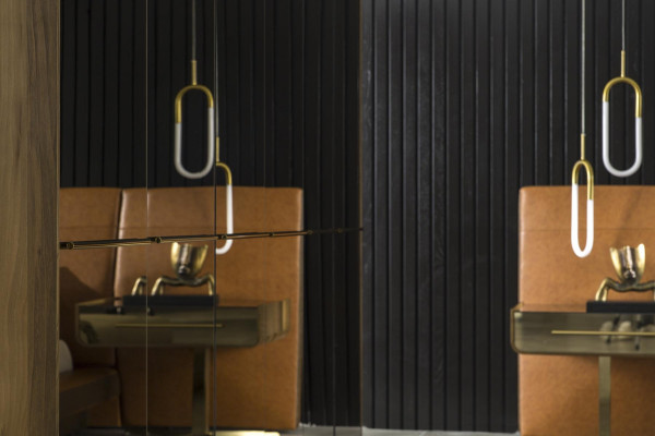 Skleněná skříň 266cm Nábytek skříně