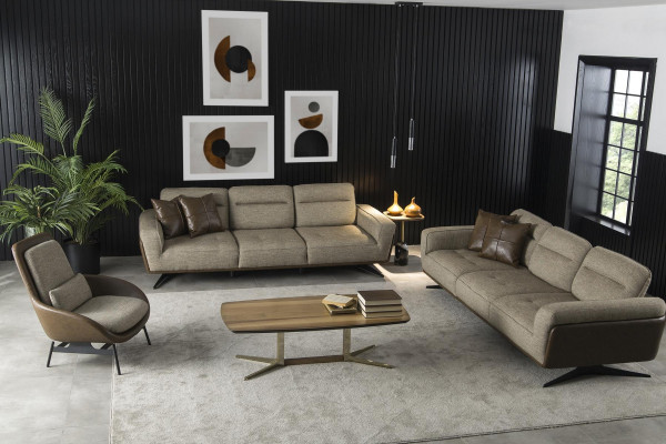 Křeslo Club Lounge v hnědé barvě