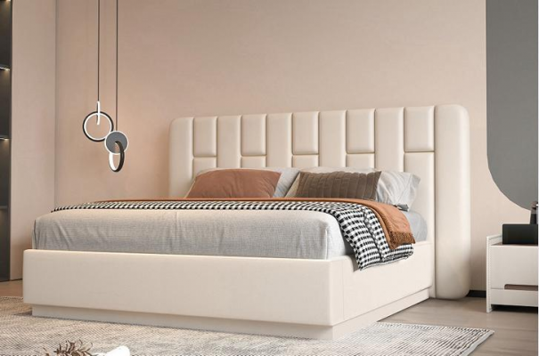 Luxuriöses beiges Bett mit modernem gestepptem Kopfteil fürs Schlafzimmer