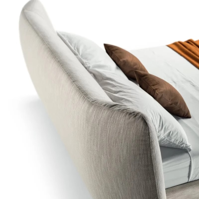 Modernes gepolstertes Bett im luxuriösen Stil