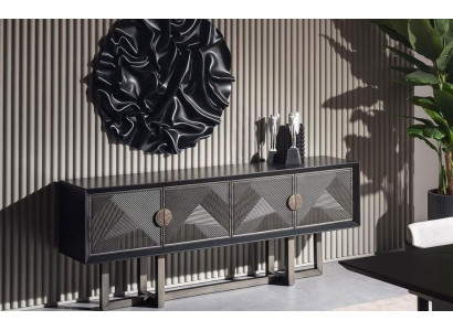 Braune Konsole aus Holz im modernen Design