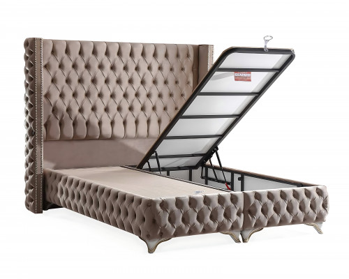 Elegantes Bett mit Matratze aus Textil in Beige