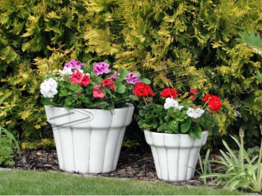 Blumenkorb Figuren Blumen Vase Gefäss Statue Garten Terrasse Dekoration