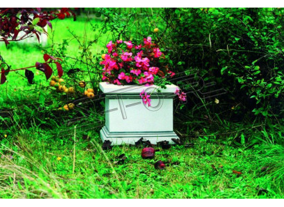 Blumenkübel Pflanz Kübel Natur Dekoration Figur Vasen Garten Blumentöpfe