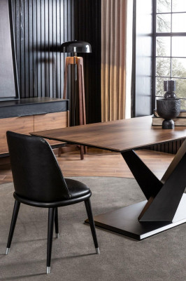 Luxus Lehnstuhl Schwarz Lederstuhl Polster Stühle Loft Designer Möbel Küchen