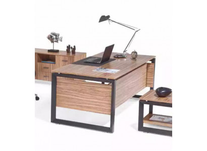 Designer Brauner Schreibtisch Luxus Büromöbel Holz Stilvolle Einrichtung