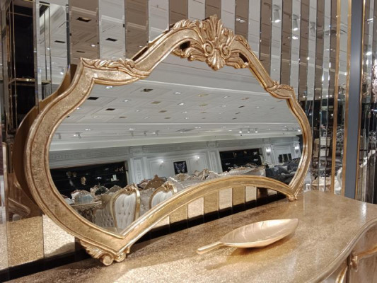 Klassisch Esstisch + 6x Stühle + Anrichte mit Spiegel Gold Holz Kommode Neu