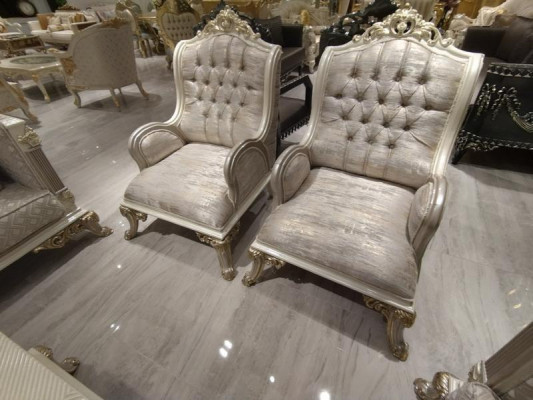 Luxuriöse Wohnzimmer Garnitur Set Sofa + 2x komfortablen Sesseln Neu