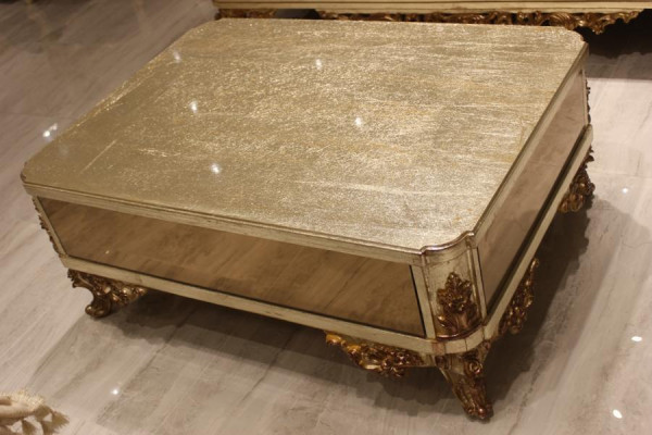 Chesterfield Sofa Set 3+1+1 Gruppe Komplett Set Sessel Sofa Gold Textil Garnitur