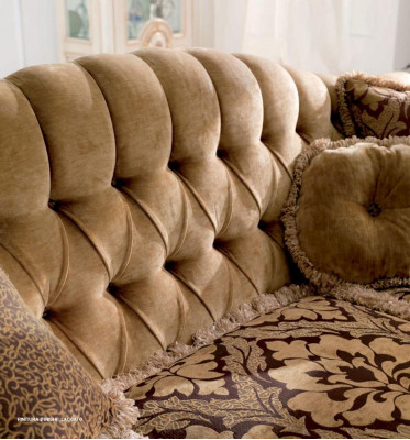 Dreisitzer Sofa 3 Sitzer Sofas Luxus Wohnzimmer Möbel Braun Stoff