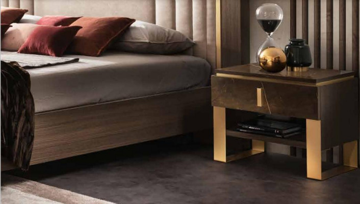 Klassisches 4tlg Schlafzimmer Modernes Set Bett Nachttisch Kommode