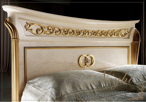 Bett royal königlich antik Schlafzimmer Polsterbett Barock Rokoko Designer