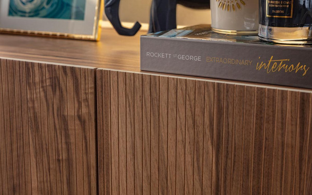 Anrichte Schrank Hochglanz Möbel Holz Luxus Kommode Sideboard Mit Spiegel Luxus Neu