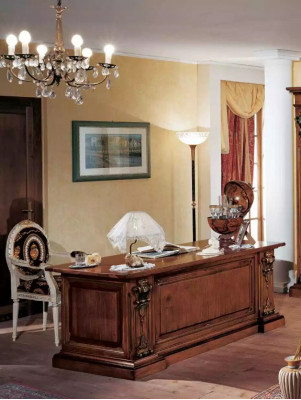 Brauner Massivholz Schreibtisch Klassische Büromöbel Arbeitszimmer Tisch