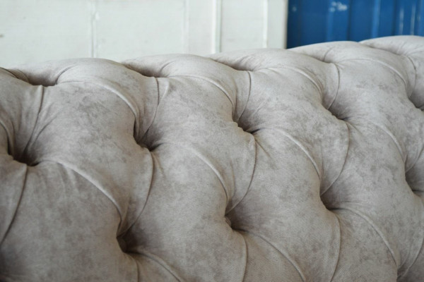 Chesterfield Sofa 4 Sitzer XXL Polster Designer Couchen Sofas Garnitur