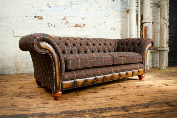 Klassisch Designer Braunes Sofa Dreisitzer Sitzer Chesterfield Stil Moderne Couch 