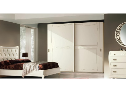 Luxus Kleiderschrank mit Schiebetüren Schlafzimmer Schrank Schränke Holz Design