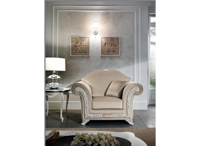 Sessel Luxus Klassischer Einsitzer Holz Beige Lehnstuhl Wohnzimmer Möbel Italien