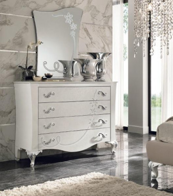 Set Kommode mit Spiegel aus Holz im modernen Stil für das Schlafzimmer