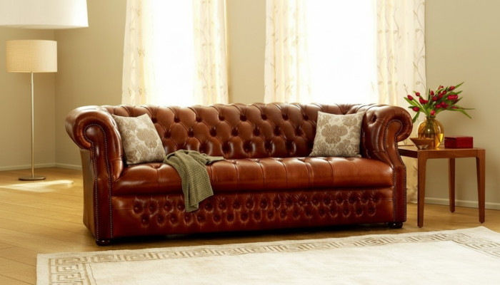 Brauner Chesterfield Dreisitzer Designer 3-Sitzer Sofa Stilvolle Couch