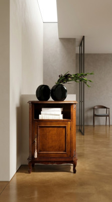 Luxus Kommode Anrichte Beistell Tisch Design Italienische Möbel Barock Holz Neu