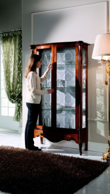 Luxuriöse Italienische Möbel Klassische Möbel Holz Braun Vitrine Schicke Vitrineschrank