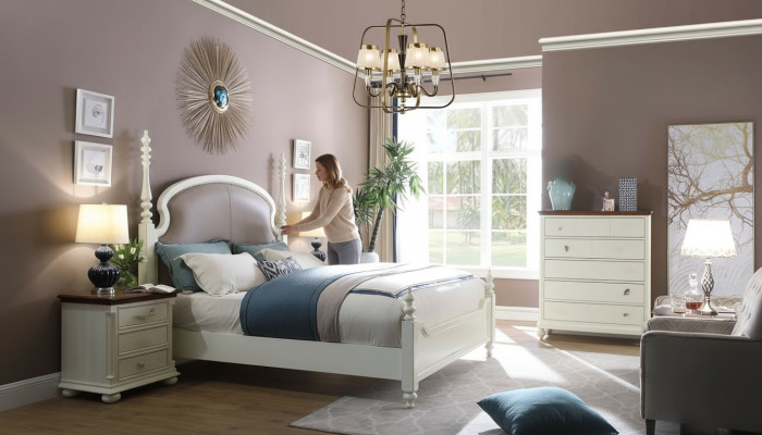 Bett Nachttisch Hocker 4 tlg. Schlafzimmer Set Design Modern Luxus Betten Neu