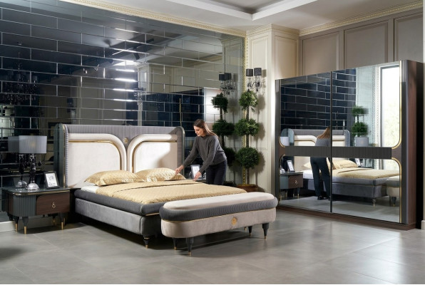 Garnitur Schlafzimmer Bett Nachttisch Kleiderschrank Hocker Luxus Design 5tlg