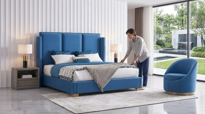 Royal Blue Bett Doppel Schlafzimmer Betten Textil 180x200 Luxus Hotel