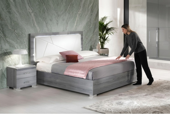 Schlafzimmer Set Bett 2x Nachttische 3tlg. Italienische Möbel Luxus Hotel Neu