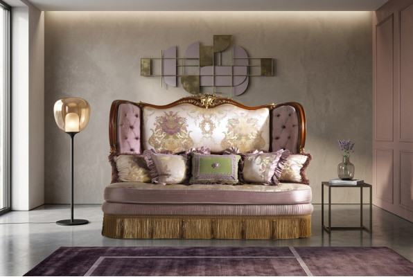 Zeitlose Eleganz Stilvolles Lila Chesterfield Dreisitzer-Sofa für Ihr Zuhause