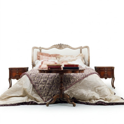 Klassisches Bett Doppelbett Chesterfield Luxus Möbel Italienische Einrichtung