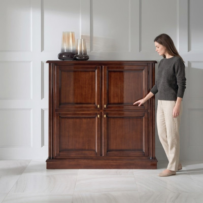 Kommode Luxus Schrank Schränke Kommoden Wohnzimmer Holz Klassische Design Braun