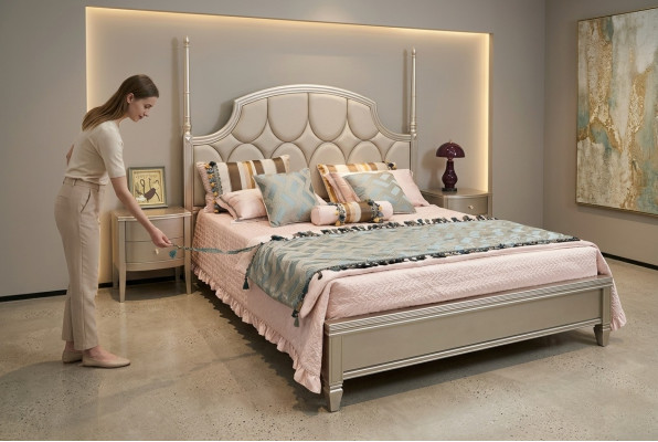 Doppelbett Bett Luxus Betten Holz Bettgestelle Bettrahmen Beige Design