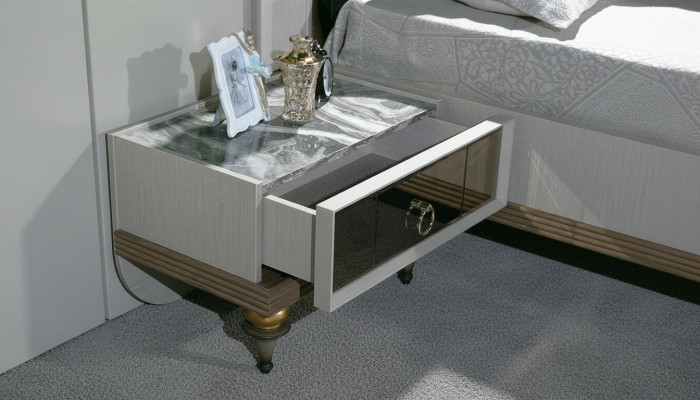 Luxus Tisch Nachttisch Design Beistelltisch Schlafzimmer Konsolen Tische