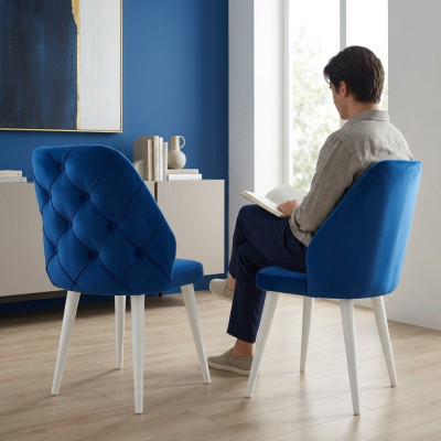 Hölzerne gepolsterte Stuhl blau zurück Chesterfield auf weißen Beinen  Esszimmer