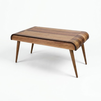 Holz Couchtisch auf Holzbeinen für Ihr Wohnzimmer Original Designmodell Neu