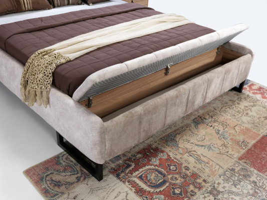 Elegantes Schlafzimmermöbel-Set im minimalistischen italienischen Design