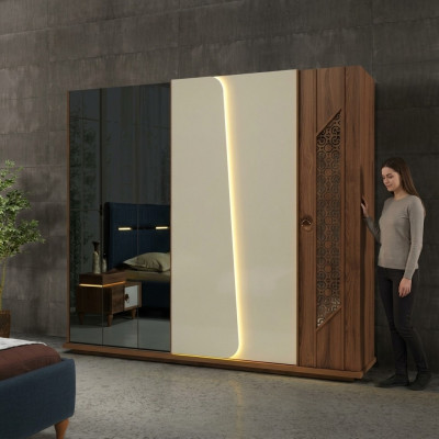 Schlafzimmer Kleiderschrank Schrank Holz Design braun Luxus LED Schränke