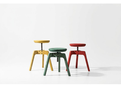 Modernes Set mit 3 luxuriösen Designerstühlen aus hochwertigem Holz