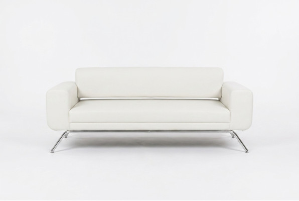 Weißer Dreisitzer Luxus Edelstahlfüße Textilmöbel Büro Couch Modern