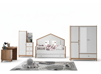 Stilvoll Kinderzimmer Set Bett Kleiderschrank und Tisch Helles 4tlg