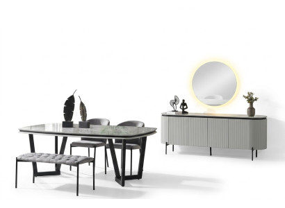 Modern Esszimmer Set Besteht aus Esstisch 4x Stühle und Anrichte Spiegel