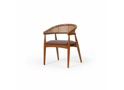 Brauner Luxus Stuhl Holzrahmen Esszimmer Designer Stühle Armlehnenstuhl
