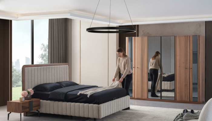 Exklusives Schlafzimmer Set Bett 2x Nachttische und Kleiderschrank 4tlg.