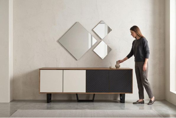 Modern Esszimmer Set Besteht aus 4tlg. Sideboard mit 3x Spiegel Neuheit