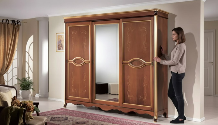 Brauner Klassischer Massivholz Kleiderschrank Spiegel Schlafzimmer Möbel
