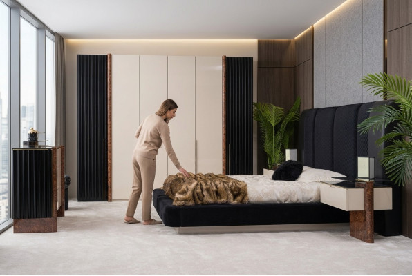 Luxus Schlafzimmer Set Bett 2x Nachttische + Kleiderschrank Holz Komplett